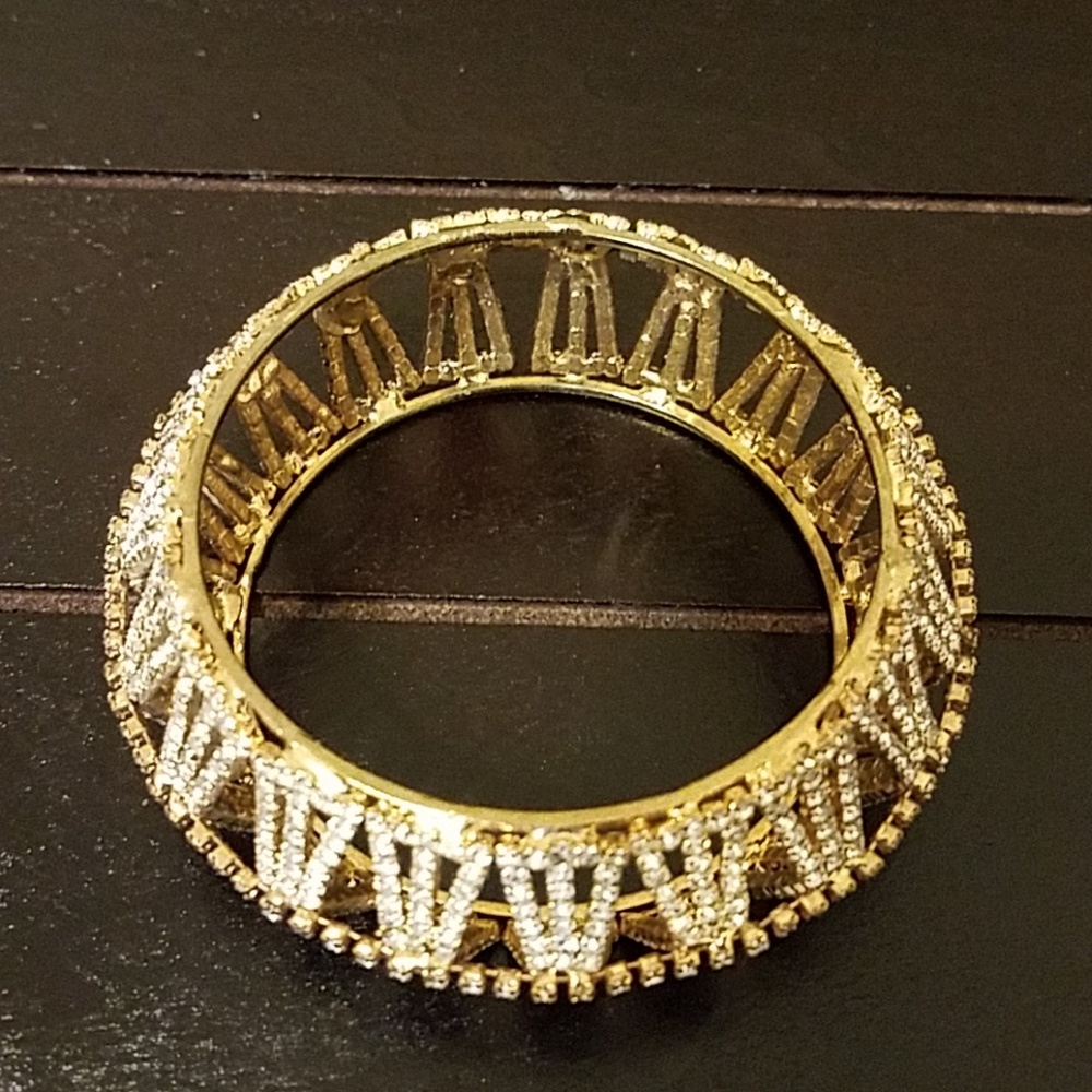 Bracelet WOMEN no tag new